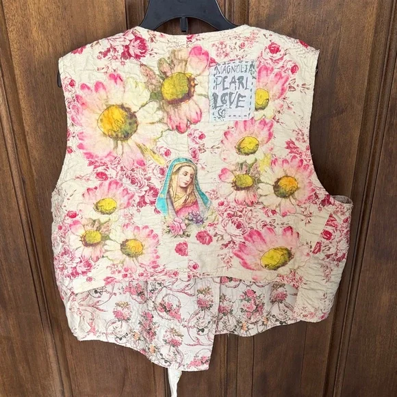 Magnolia Pearl Floral Vest - Cream with Yellow and Pink - Picture 4 of 6